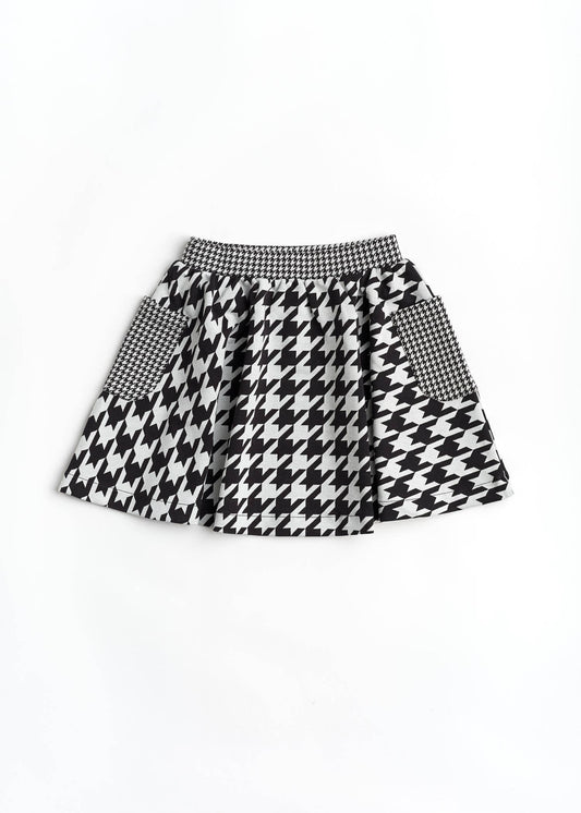 Sharp Dressed Skater Skirt: Houndstooth