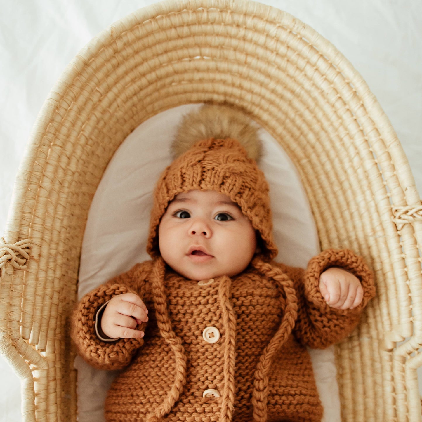 Aspen Pecan Cable Knit Bonnet