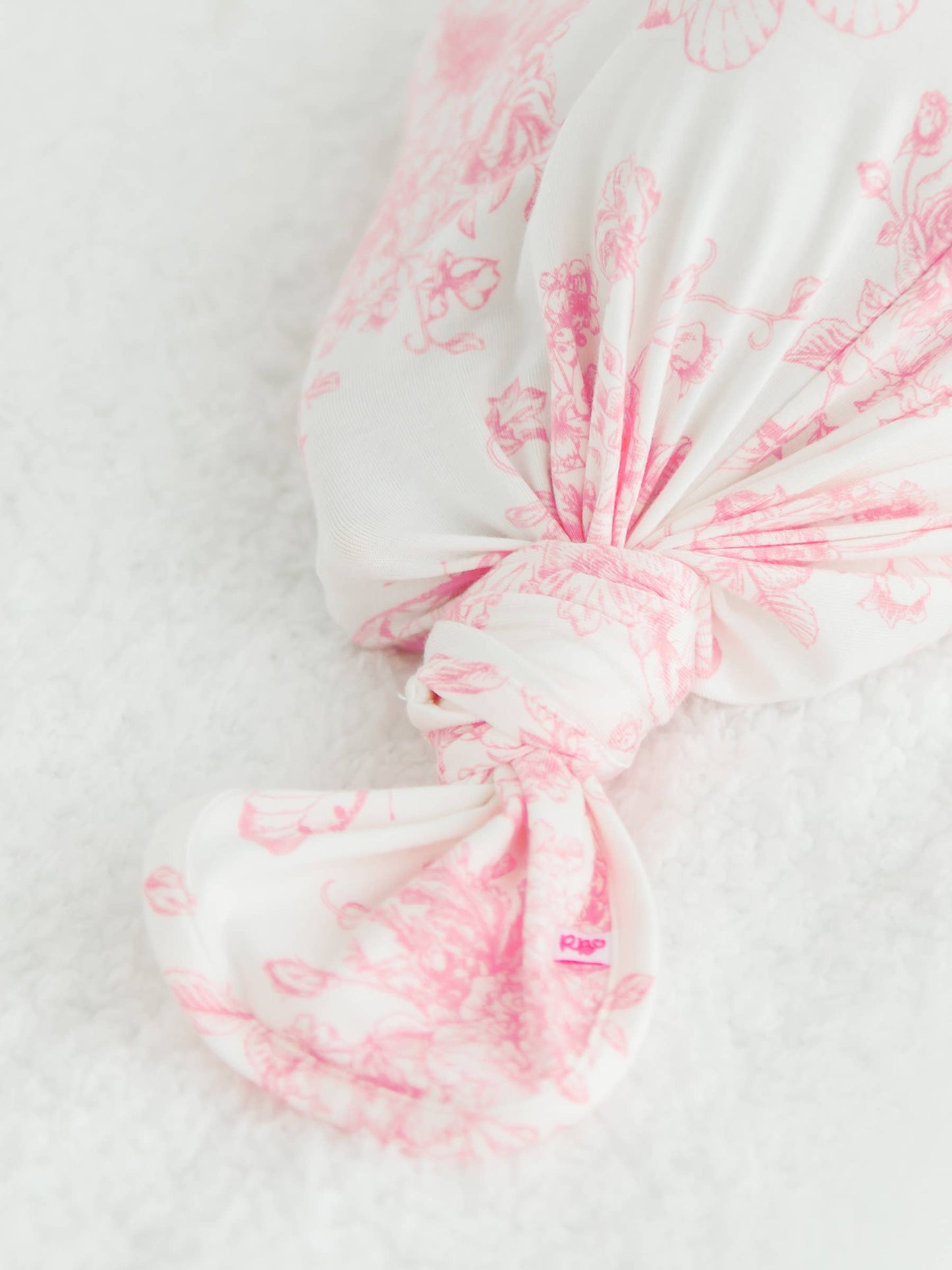 Newborn Baby Girls Bubblegum Pink Butterfly Garden Toile Bamboo Viscose Knotted Ruffle Gown & Hat Set: White / Newborn-3m