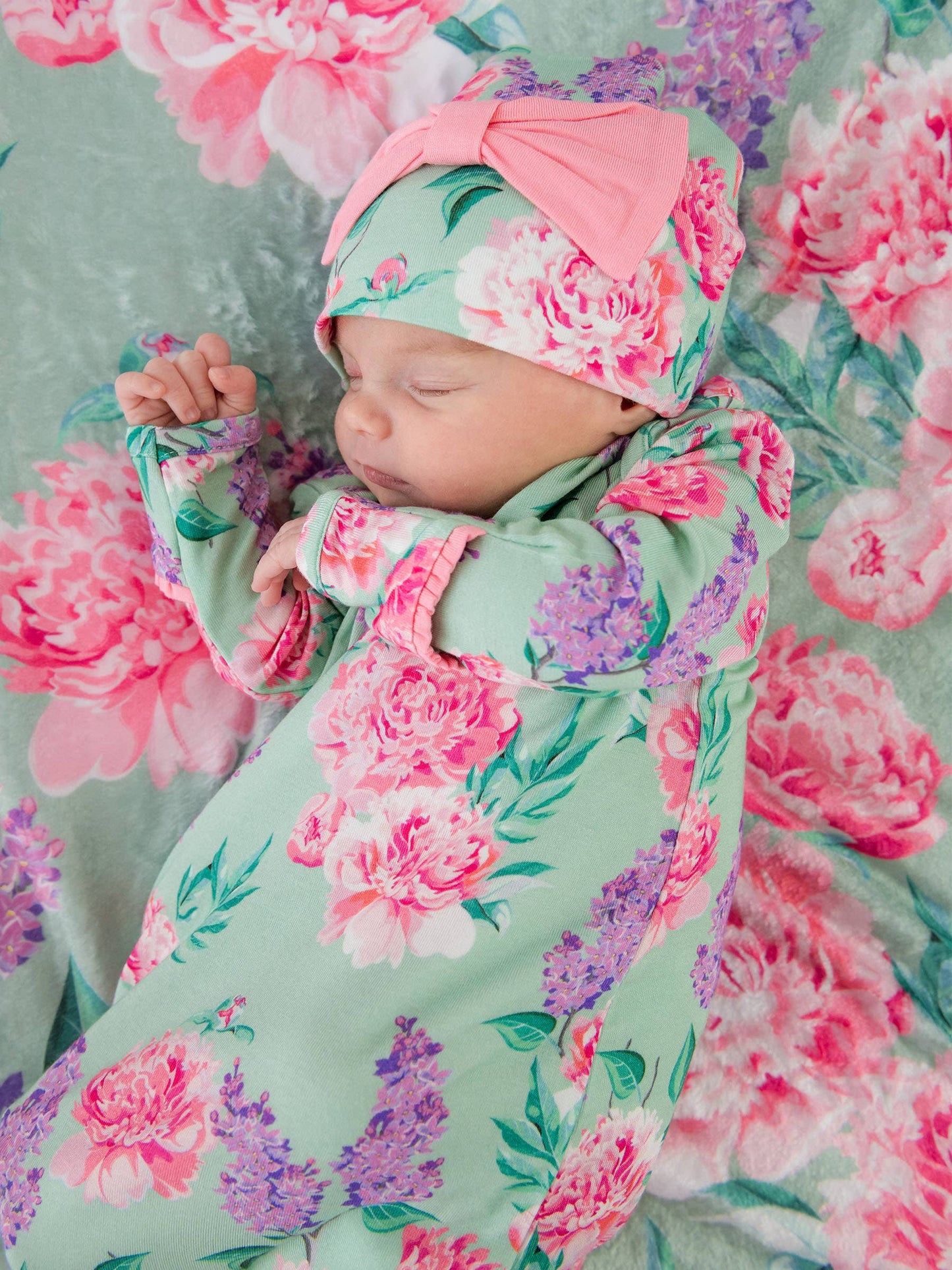 Sage Garden Ruffle Knotted Sleep Gown & Bow Hat Set