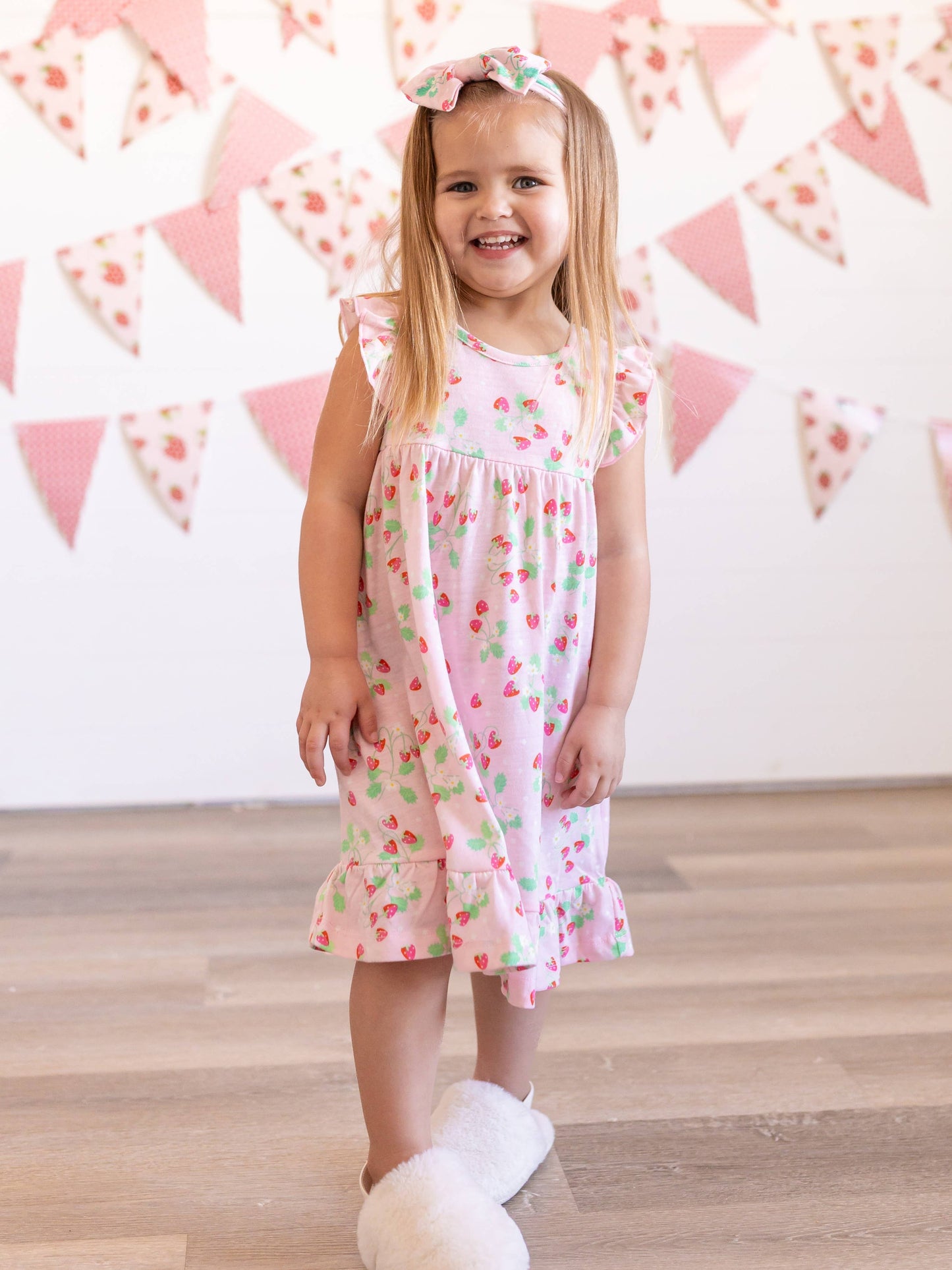 Girls Sweet As Strawberries Viscose Big Bow Headband: Pink / One Size