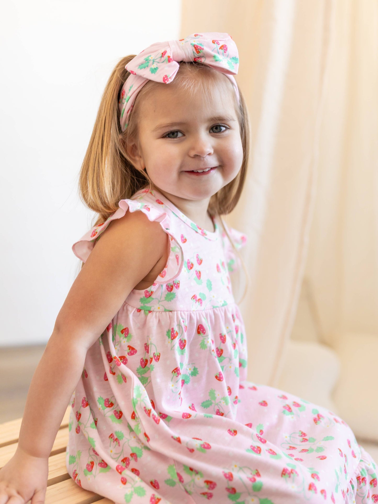 Girls Sweet As Strawberries Viscose Big Bow Headband: Pink / One Size