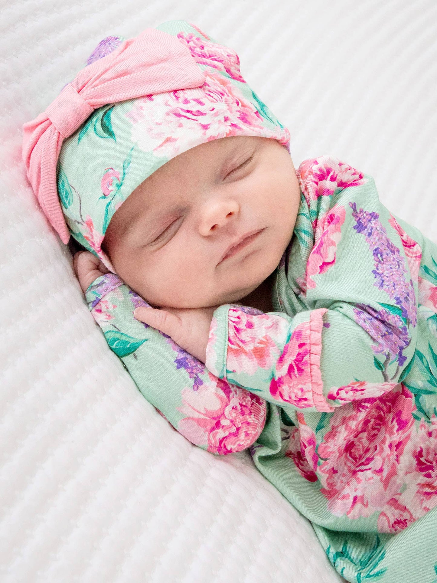 Sage Garden Ruffle Knotted Sleep Gown & Bow Hat Set