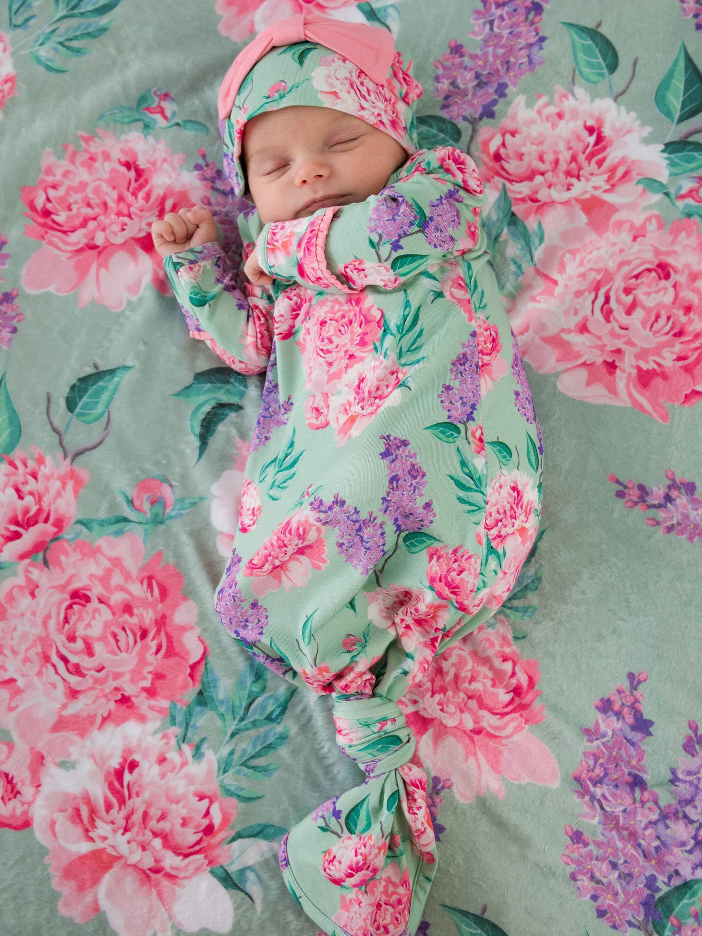 Sage Garden Ruffle Knotted Sleep Gown & Bow Hat Set