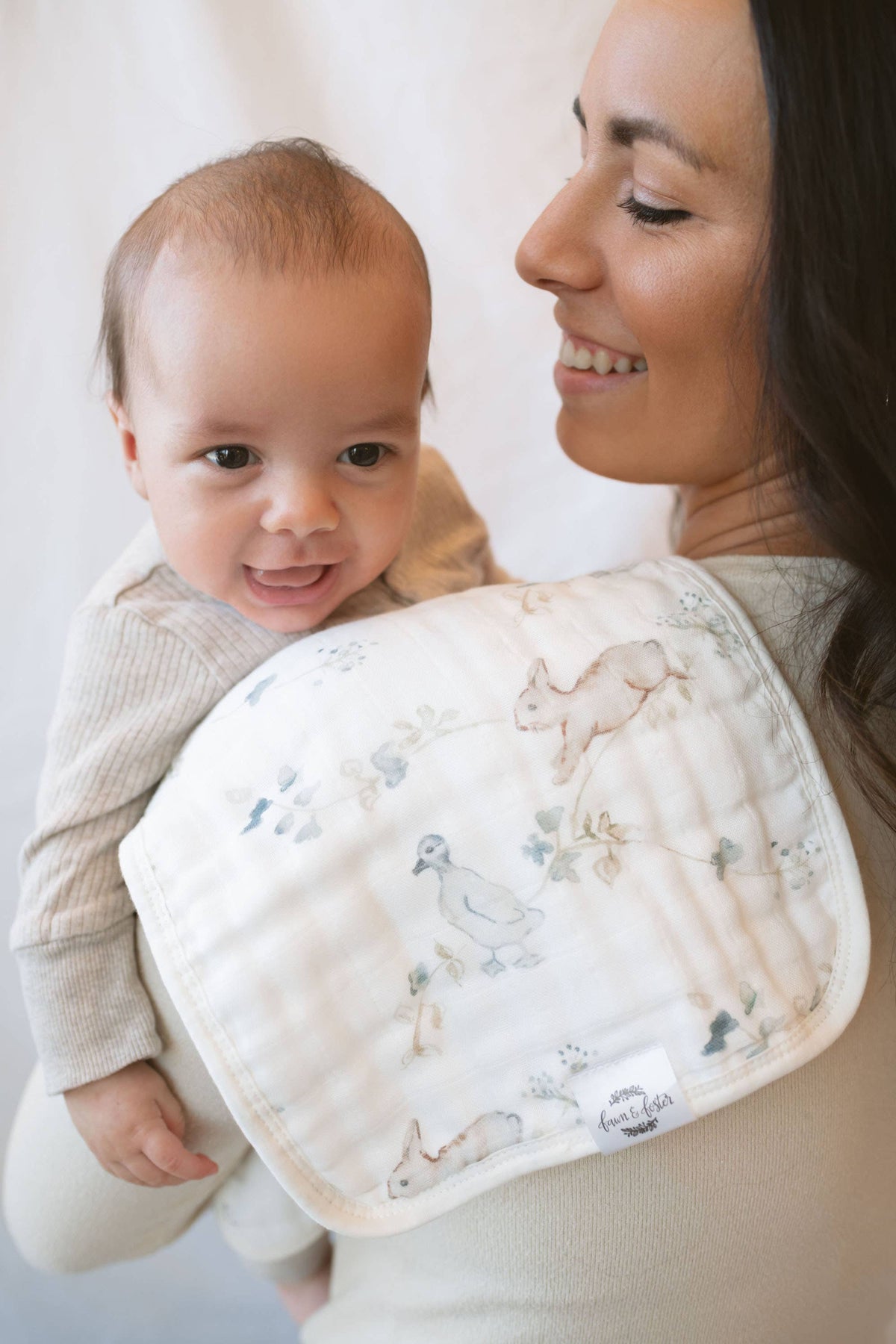 Organic Premium Oversized Absorbent 3-Pack Burp Cloths | Ivy Hollow