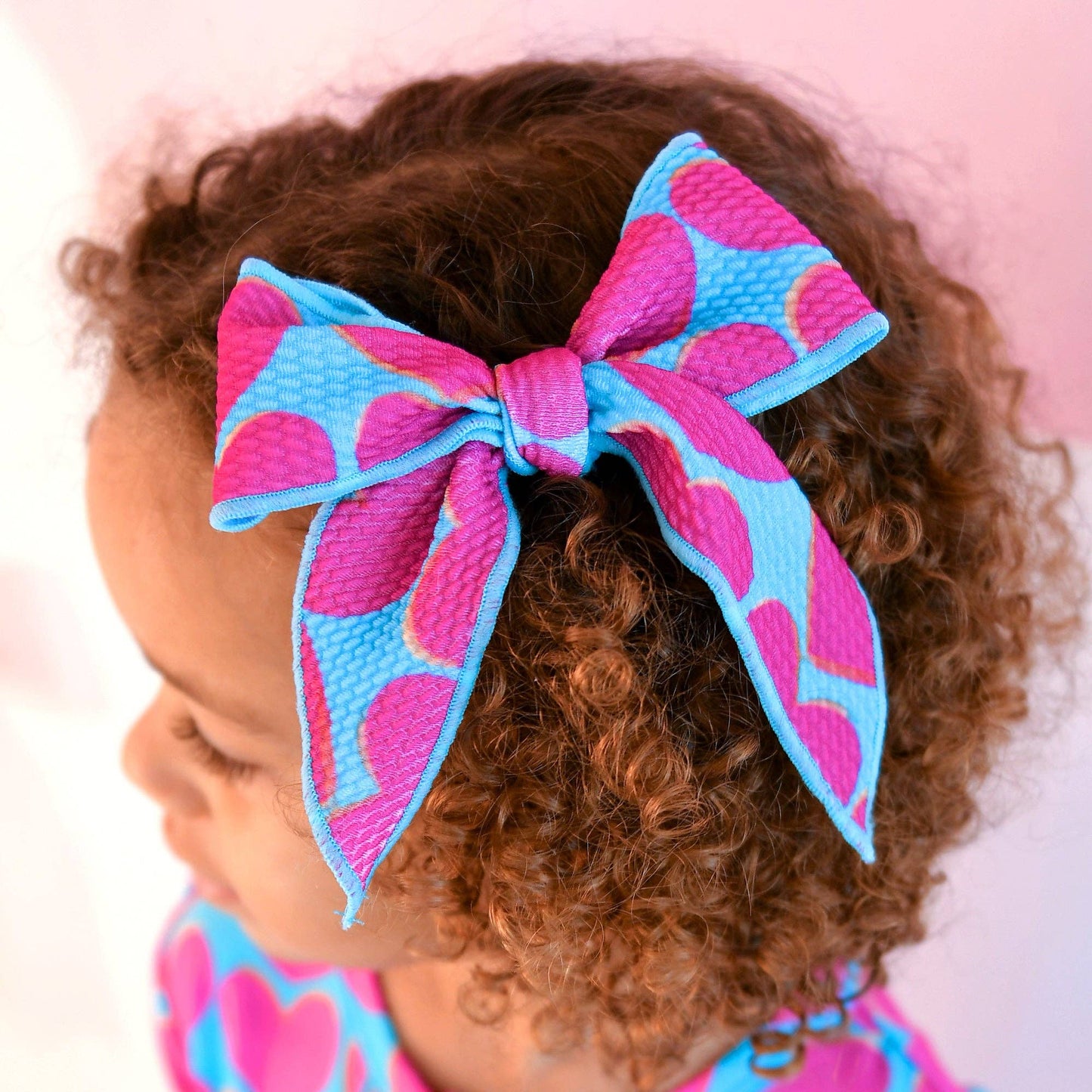 Cora Clip Bow Valentines Day